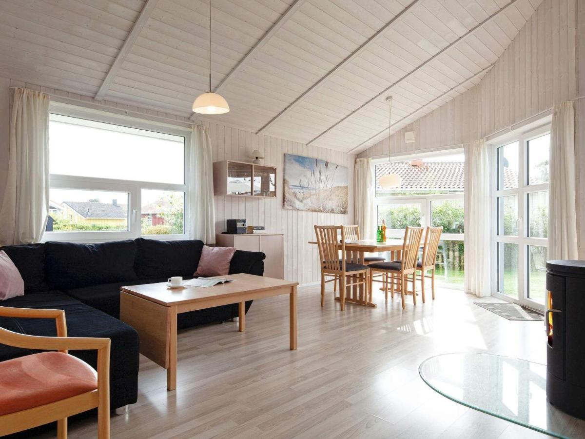 6 Person Holiday Home In Groemitz Exterior photo