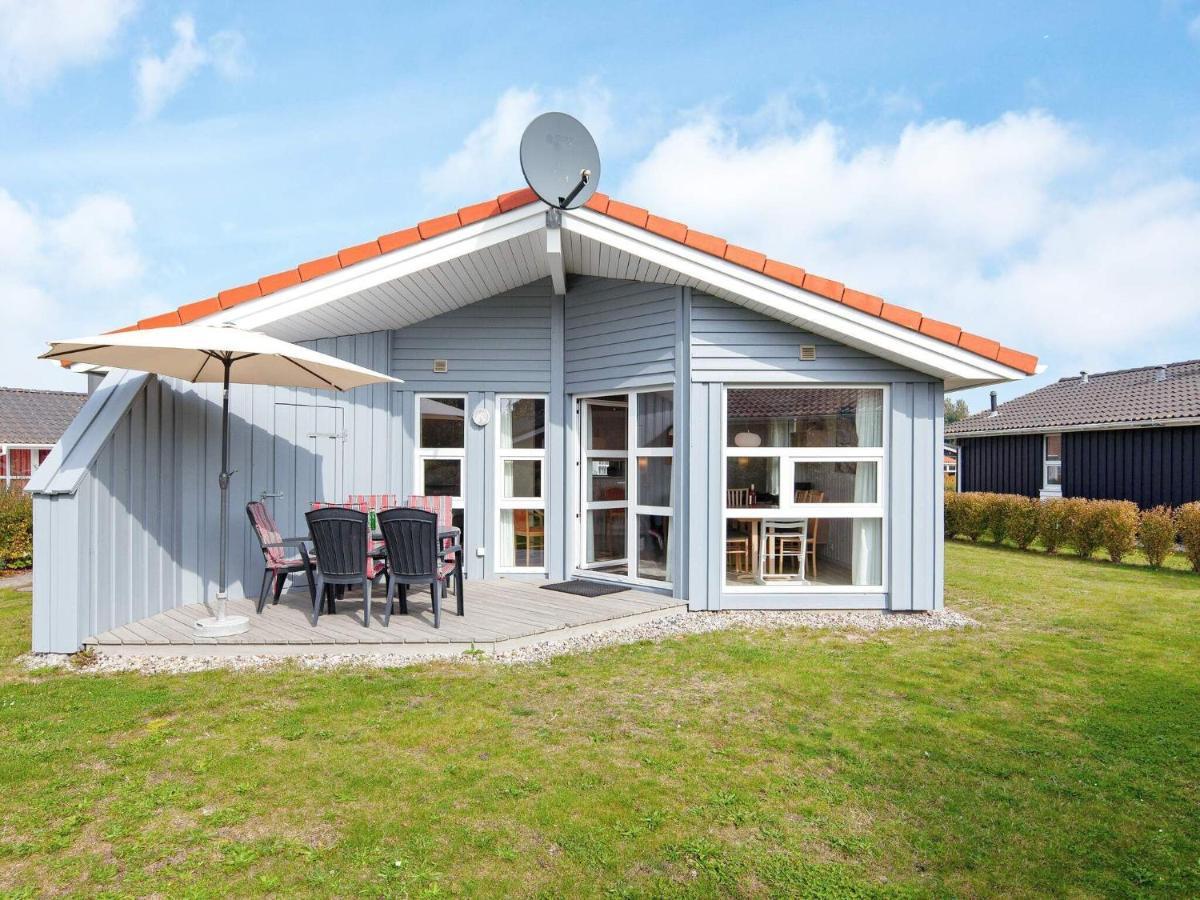 6 Person Holiday Home In Groemitz Exterior photo